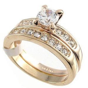 Ladies Size 6.5 "Rigant" Gold F ring Wedding set